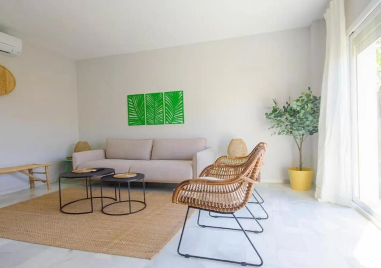 Alambra Del Sol - Coastal Retreat By The Beach Estepona Lejlighed