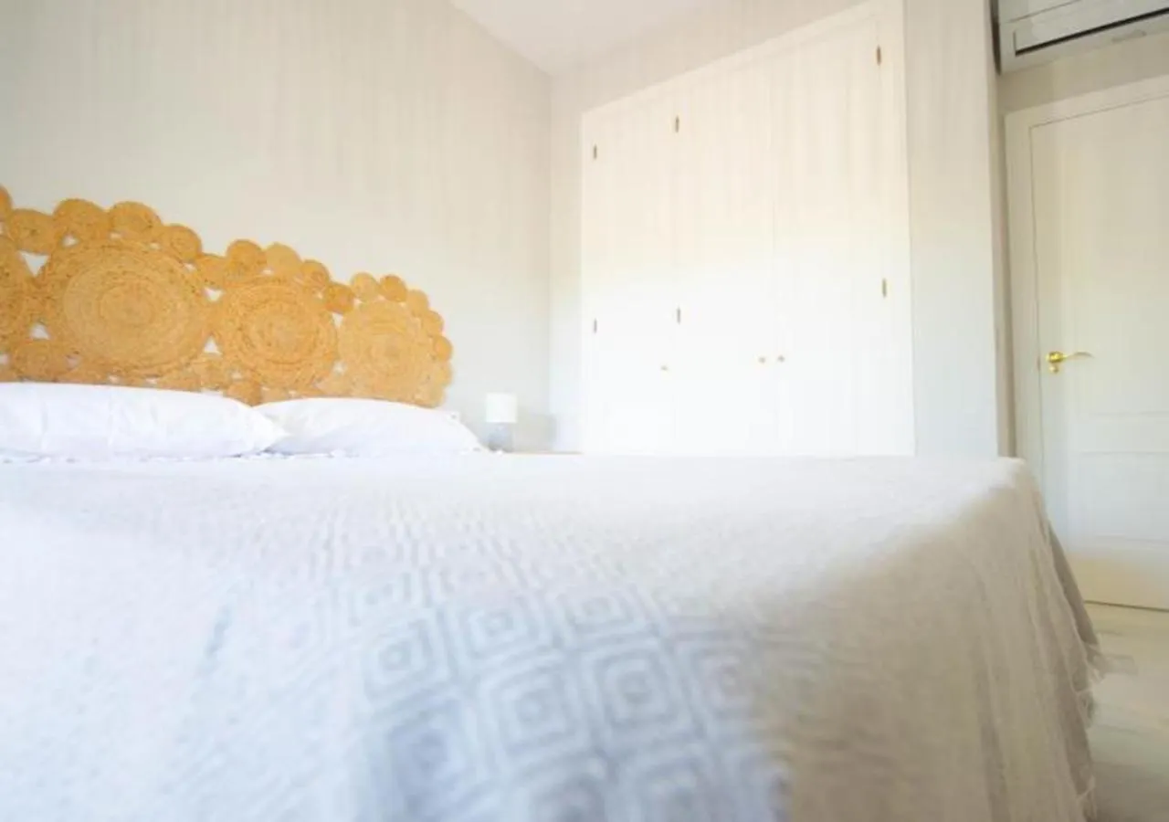 Alambra Del Sol - Coastal Retreat By The Beach Estepona Lejlighed